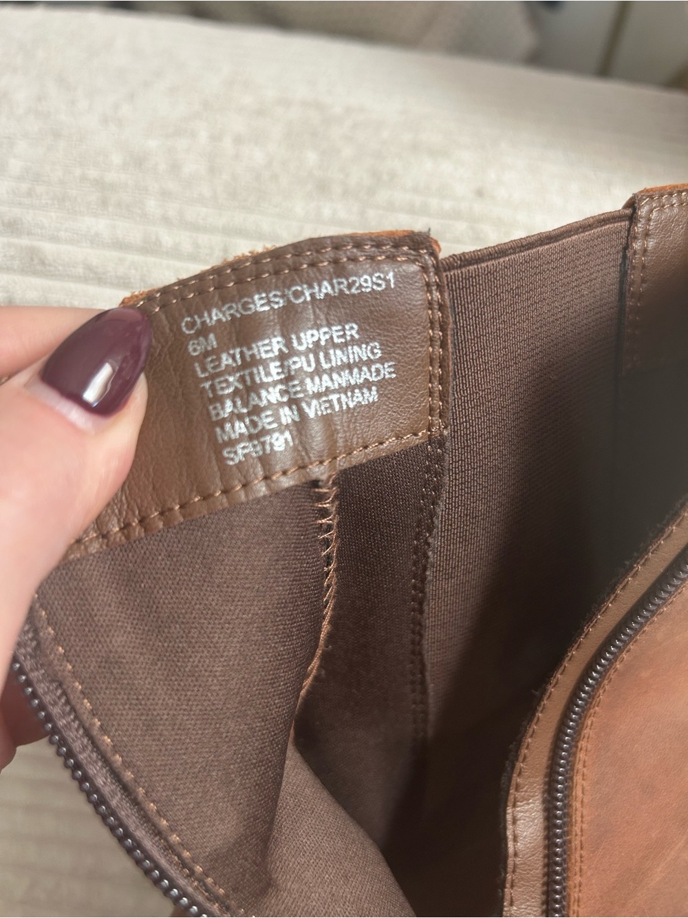 Steve Madden Women’s “CHARGES” brown leather lug-sole Chelsea boots - Picture 6 of 6